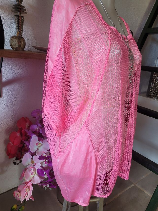 Túnica rosa transparente