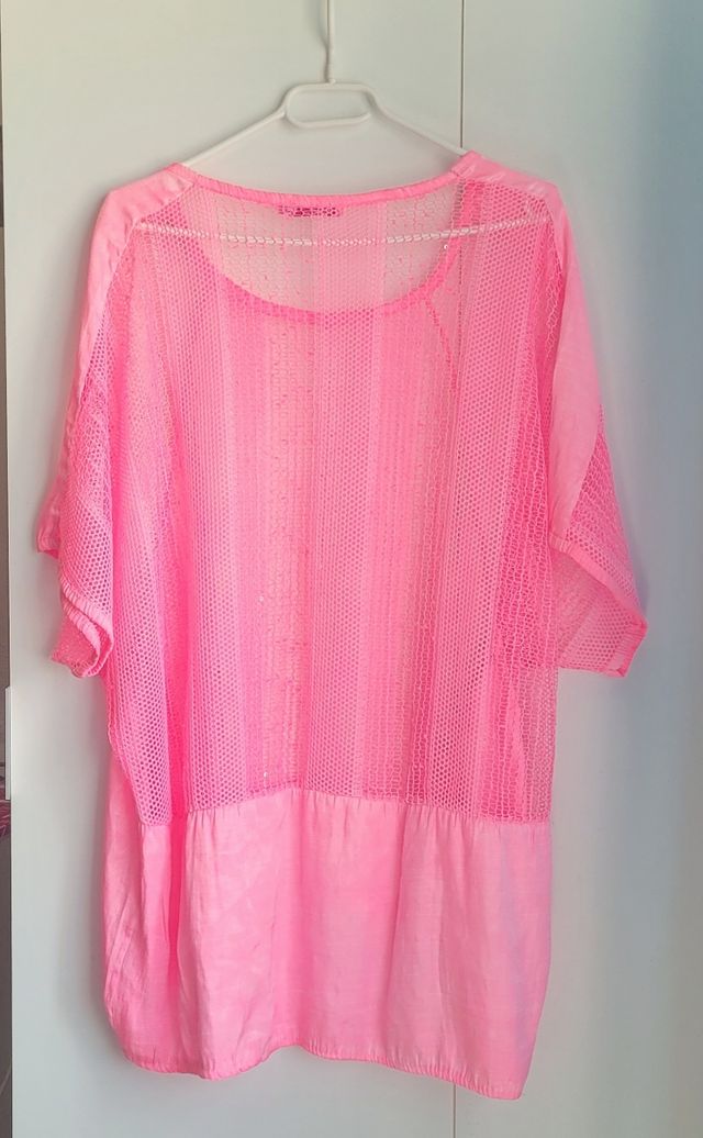 Túnica rosa transparente