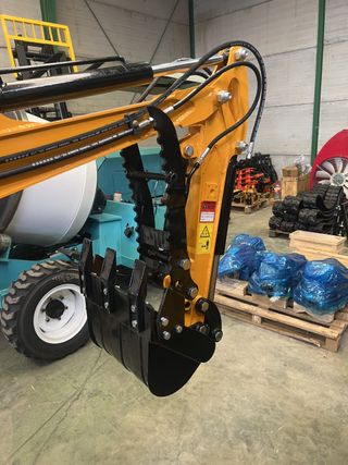 Mini RETRO-EXCAVADORAS KUBOTA BRAZO ARTICULADO 