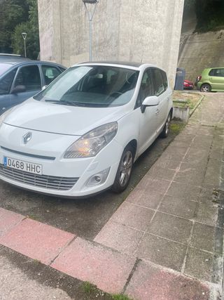 Renault Grand Scenic 2011