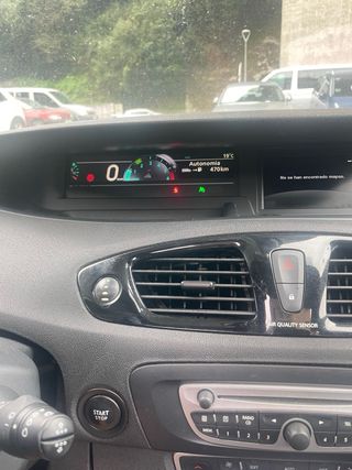 Renault Grand Scenic 2011