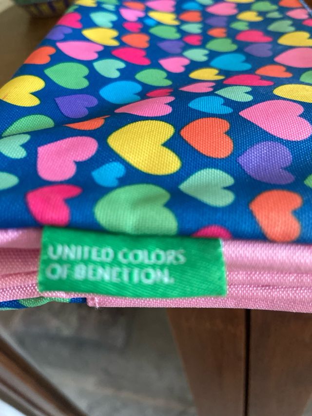 Estuche Benetton corazones