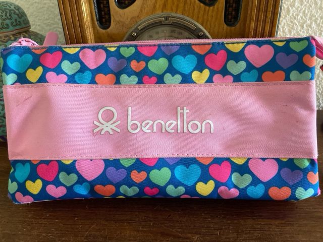 Estuche Benetton corazones