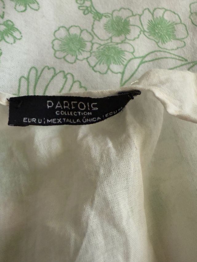 Falda larga blanca y amarilla