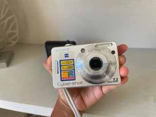 3 fotocamere Sony digitali