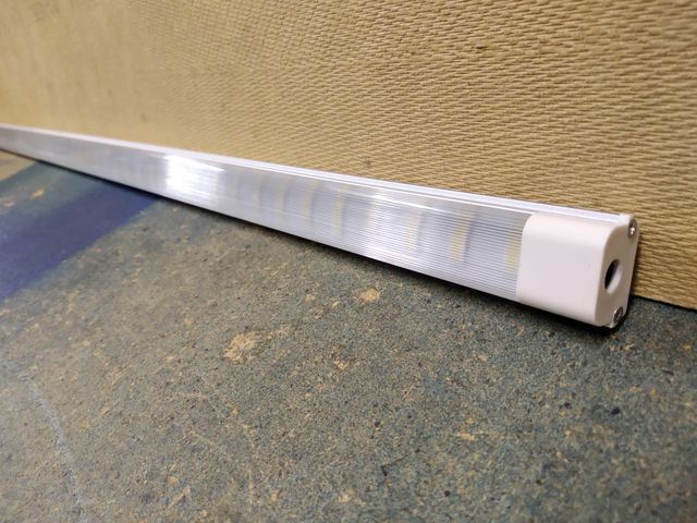 Regleta LED 10W / Alimentador, accesorios