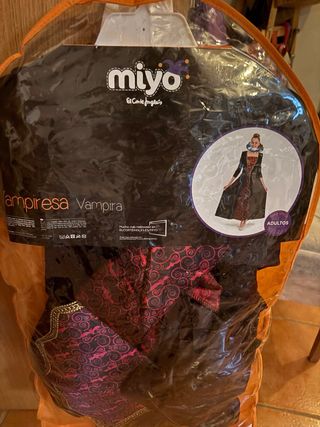 Disfraz Vampiresa Miyo Adulto