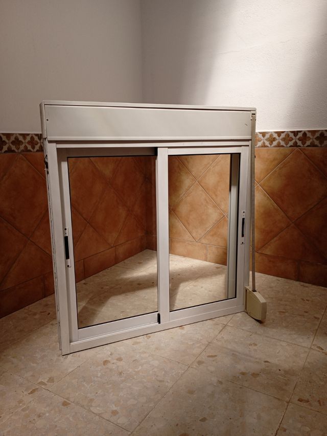 Ventana aluminio blanca corredera