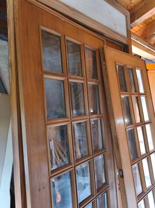 Puertas antiguas de madera con cristal
75X200
