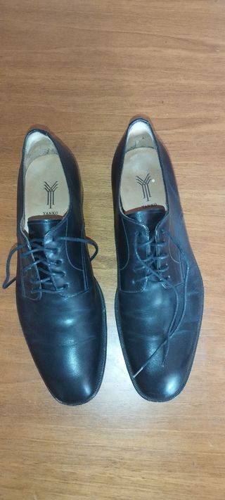 Zapatos YANKO Derby negros