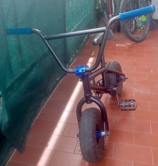 Mini BMX negra
