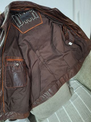 Chaqueta cuero marrón