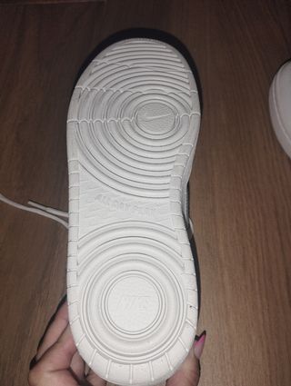 Zapatillas bambas Nike blancas rosas y gris 