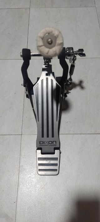 Pedal Bombo Dixon - Batería