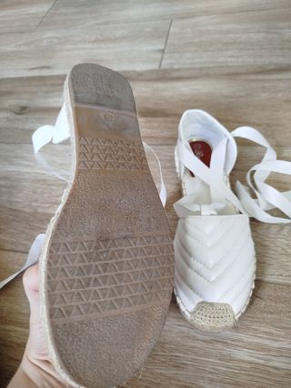 Espadrilles blancas planas talla 40