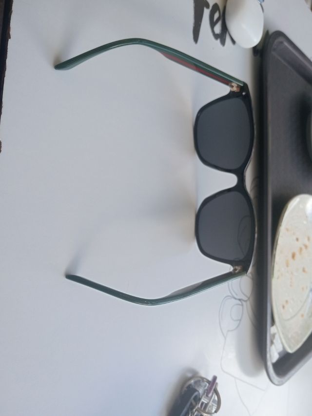 Gafas Gucci - Negras y Verdes