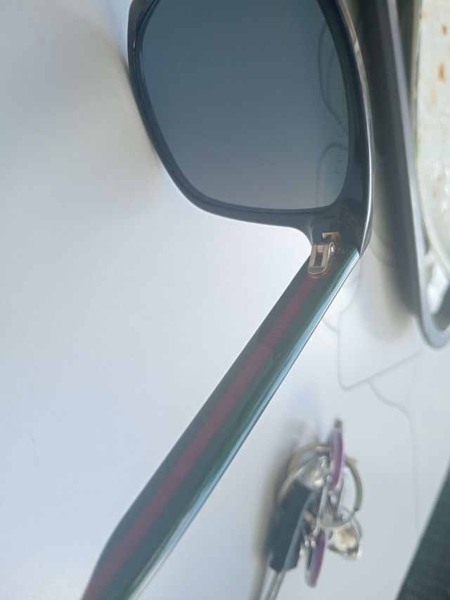 Gafas Gucci - Negras y Verdes