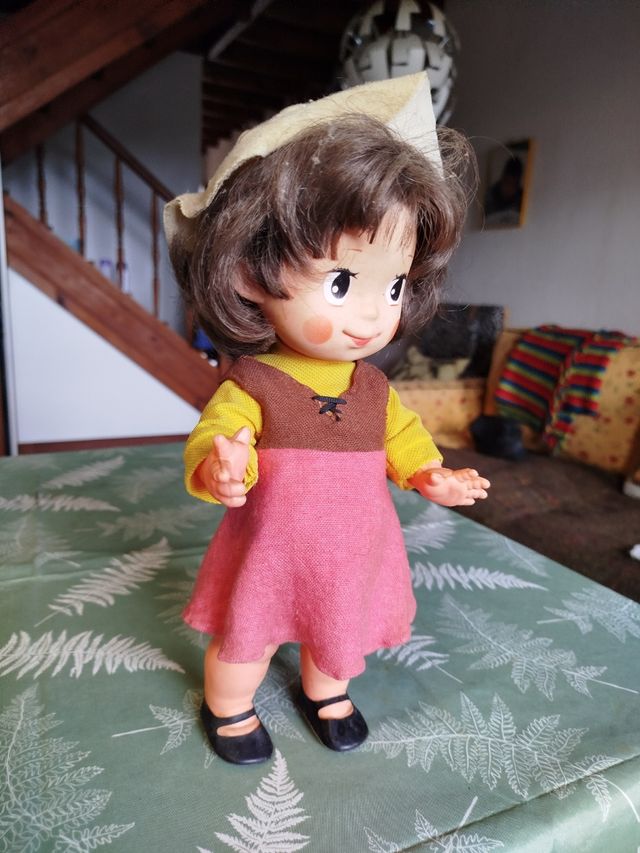 Muñeca vintage años 70