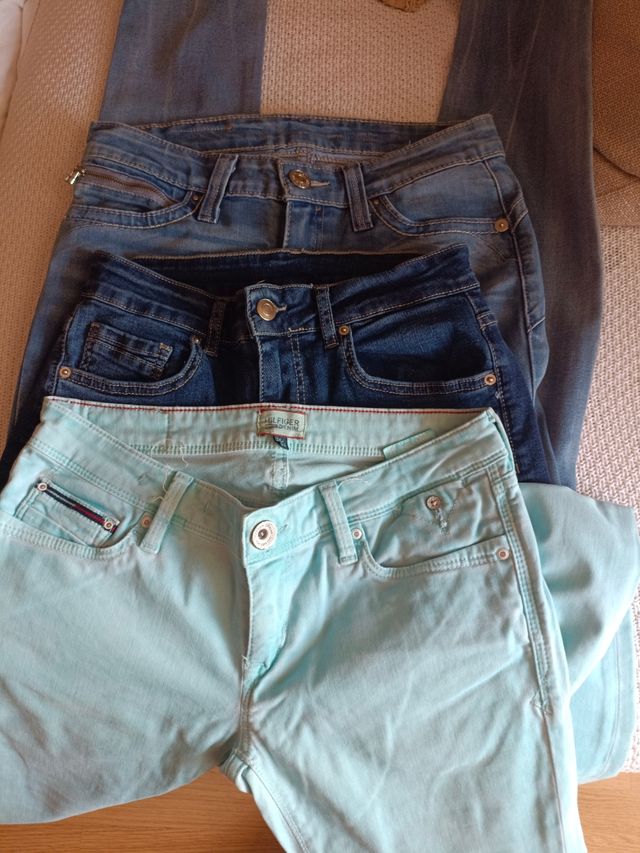 Lote de vaqueros  Levis,Hilfiger 85 y otros.