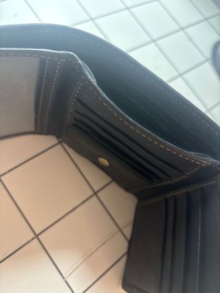 Cartera Lacoste negra