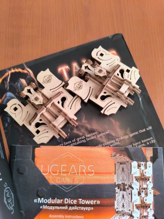 Ugears Torre Modular de Dados