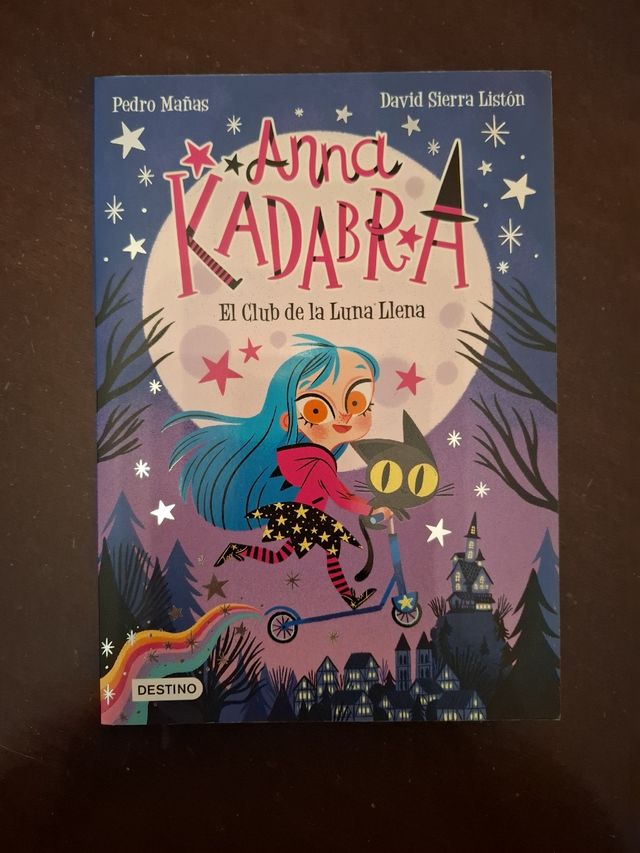 Anna Kadabra 1. El Club de la Luna Llena
