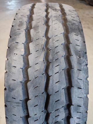 Neumático Continental Vanco Camper 215/70 R15