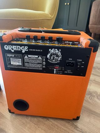Orange Crush Bass 25 Amplificador