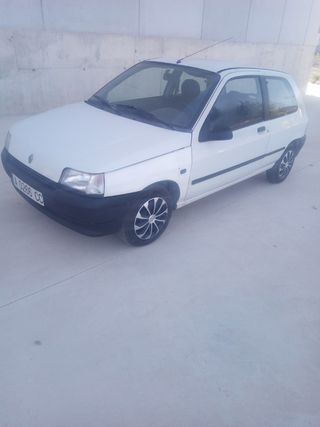 Renault Clio 1996