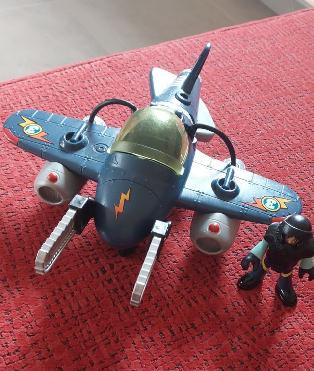 Avión Fisher-Price T5310