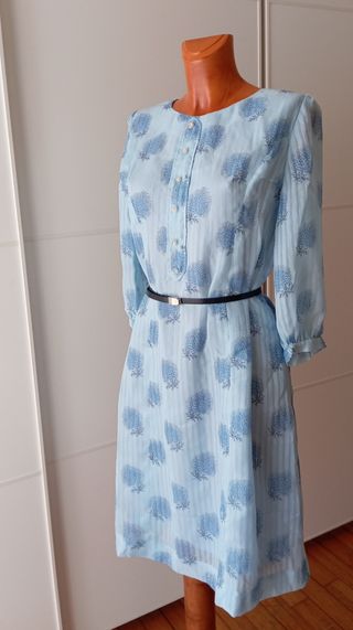 Vestido vintage azul bebé.