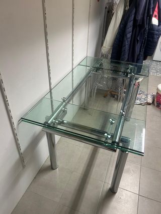 Mesa cristal extensible moderna