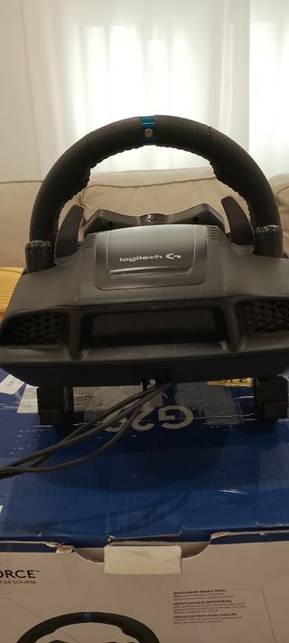 Logitech G29 Driving Force PS4