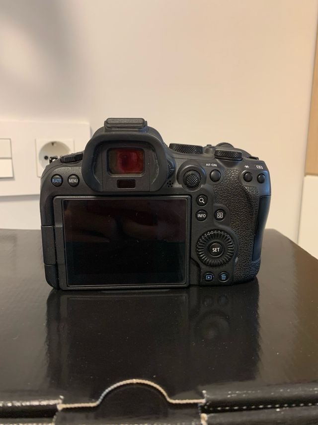 Canon EOS R6 Mark II