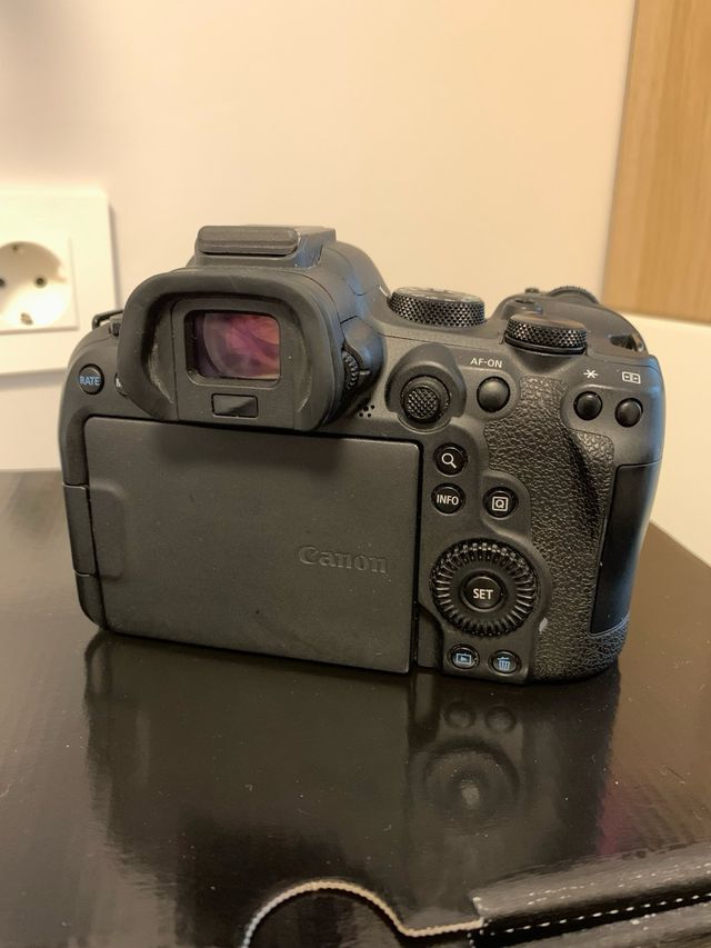 Canon EOS R6 Mark II