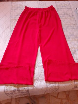 Pantalón rojo amplio verano