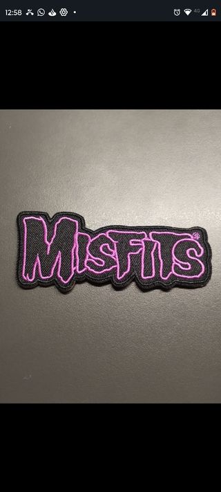 Parche Misfits: Bordado