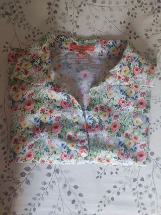 Blusa floral multicolor manga 3/4
