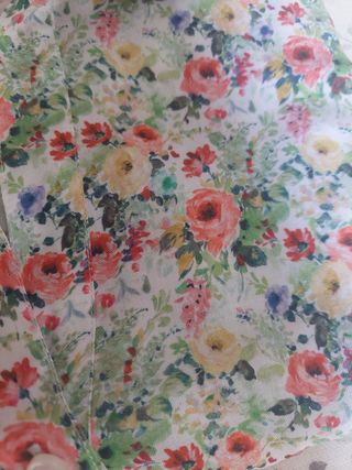Blusa floral multicolor manga 3/4