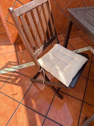 Mesa y 2 sillas terraza teka