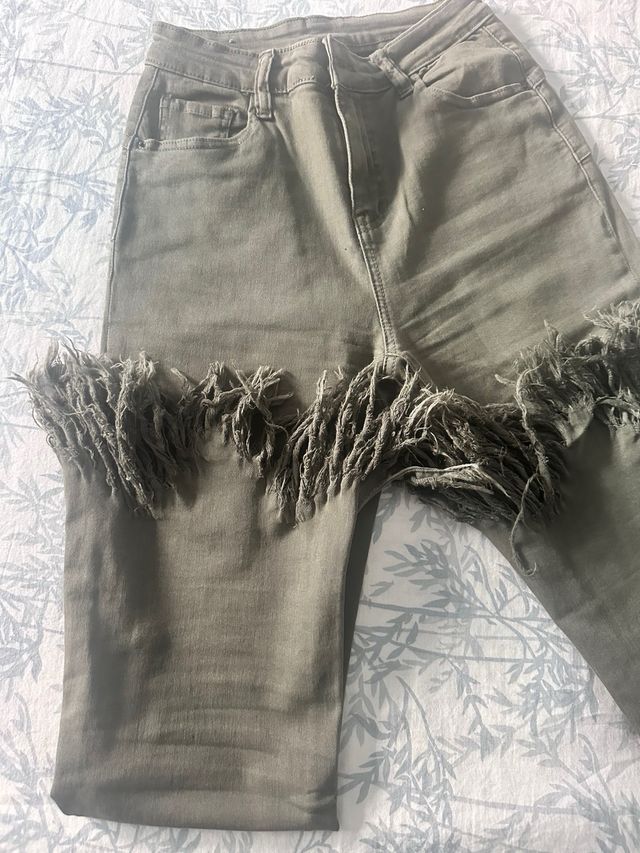 Pantalones vaqueros flecos - Verde oliva