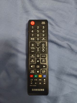TV SAMSUNG 40" UHD 4K