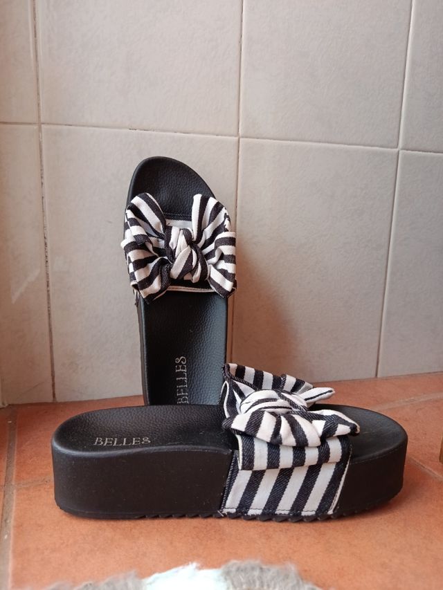 Sandalias /Chanclas de rayas