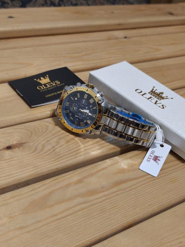 Reloj OLEVS dorado y plateado