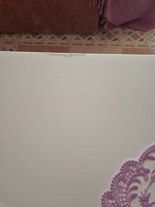Mesa blanca de madera - Comedor