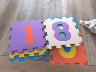 Alfombra de números para bebé tipo puzzle