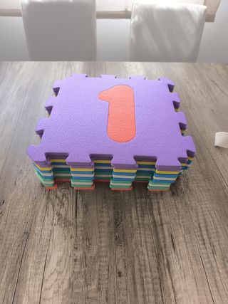 Alfombra de números para bebé tipo puzzle