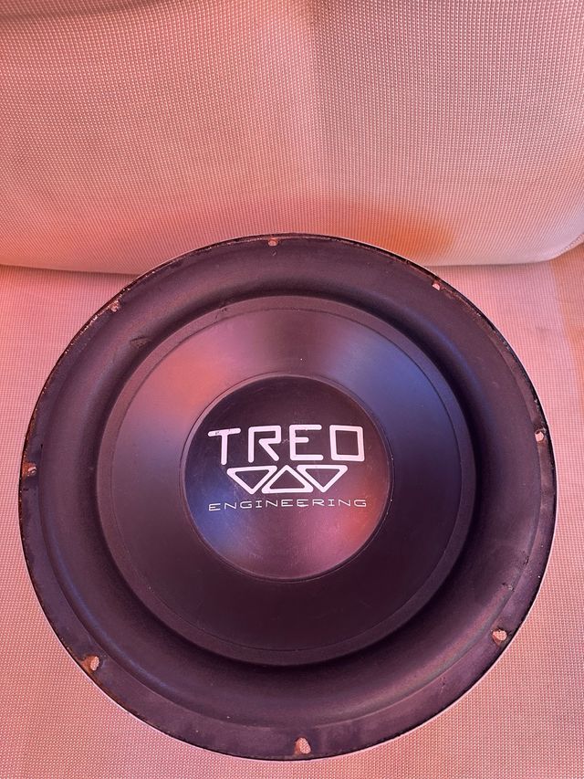 Subwoofer Treo 12" - Audio
