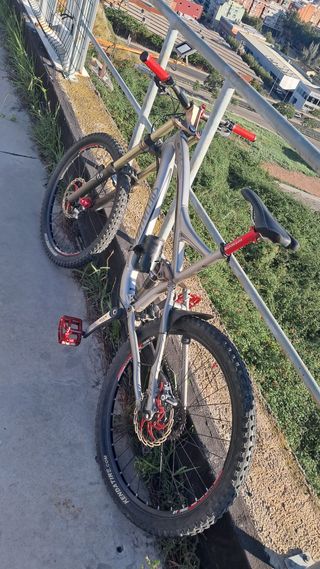 ¡PRECIO NEGOCIABLE! Bicicleta Enduro Specialized