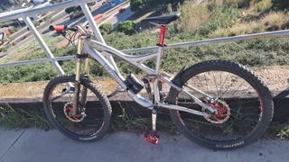 ¡PRECIO NEGOCIABLE! Bicicleta Enduro Specialized